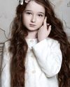  - Kseniya Shestak ()
   -  
   -  
make up & hair - tiana Lavski
 -  .