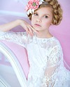 `Spring & Flowers`
модель: София Лапаева
стилист: Dianitta Di
фото: Наталья Климова
украшение в волосы: студия LOVELY